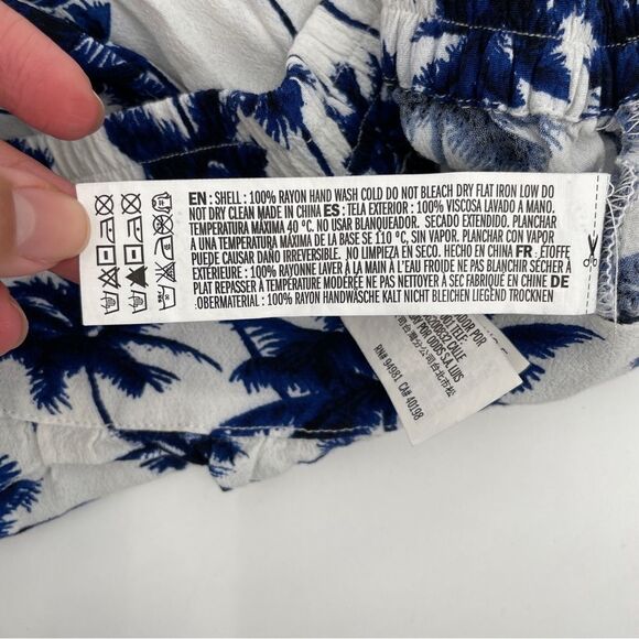 -Forever 21 Women's Palm Tree Shorts M - Picture 4 of 4